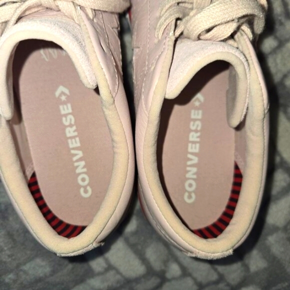 Converse Ladies One-Star Barely Rose Pink Leather Sneakers, size 7 - Picture 7 of 7